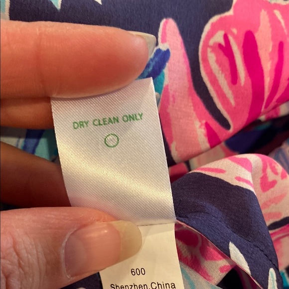 Lilly Pulitzer Elsa Silk toPink and Blue Long Sleeve Blouse - Picture 11 of 11